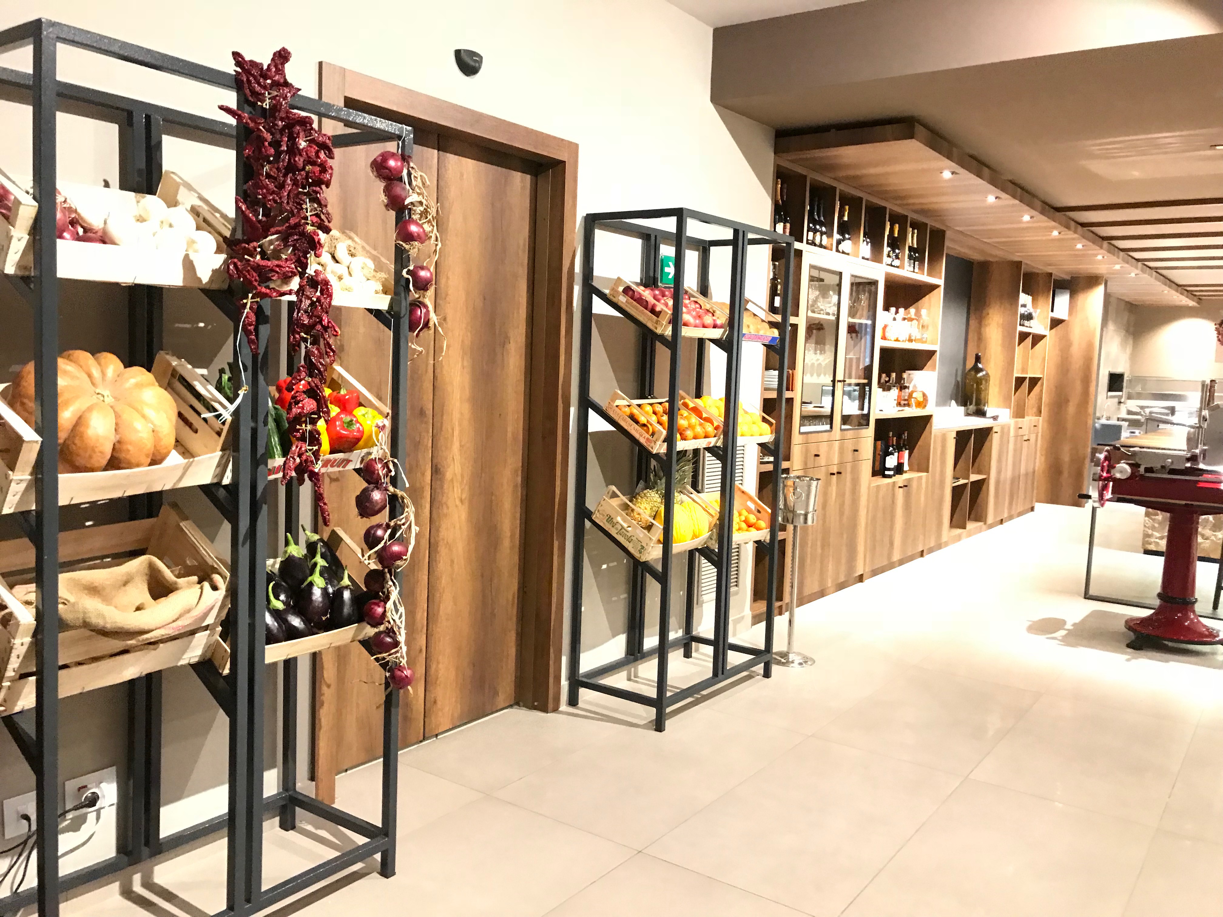 rivestimento ristorante  MIDI